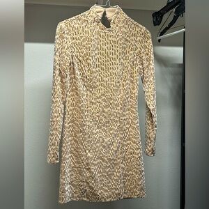 Shimmery silver/gold dress✨🌞